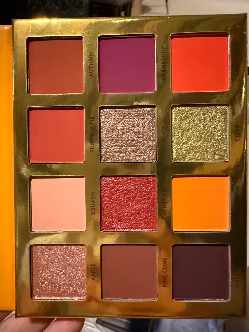 Ace Beauty eyeshadow palette